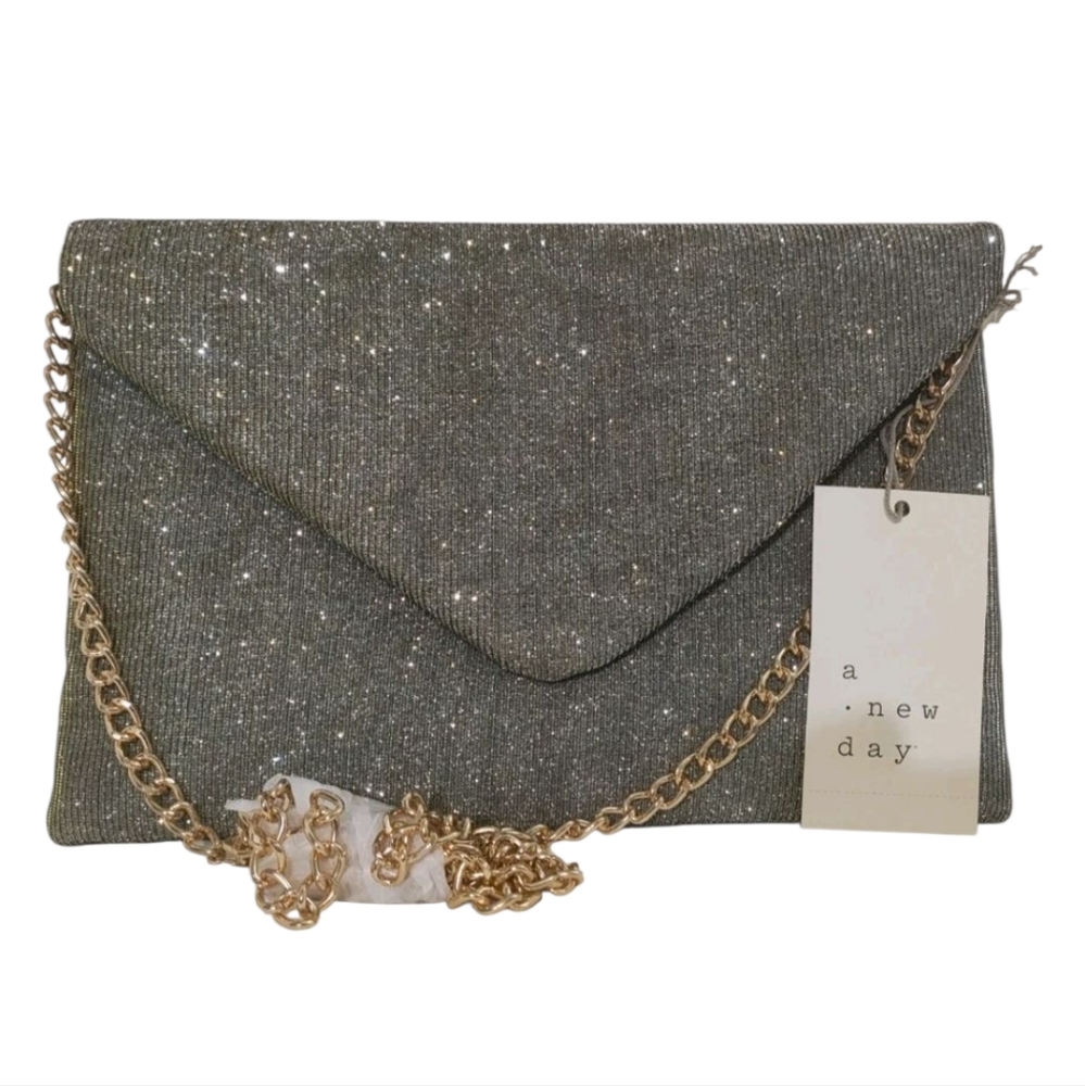 A New Day Responsible Style Gold‎ And Silver Clutch Bag w Gold Chain Strap NEW